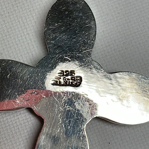 Sterling Silver and stone cross - Picture 4 of 7